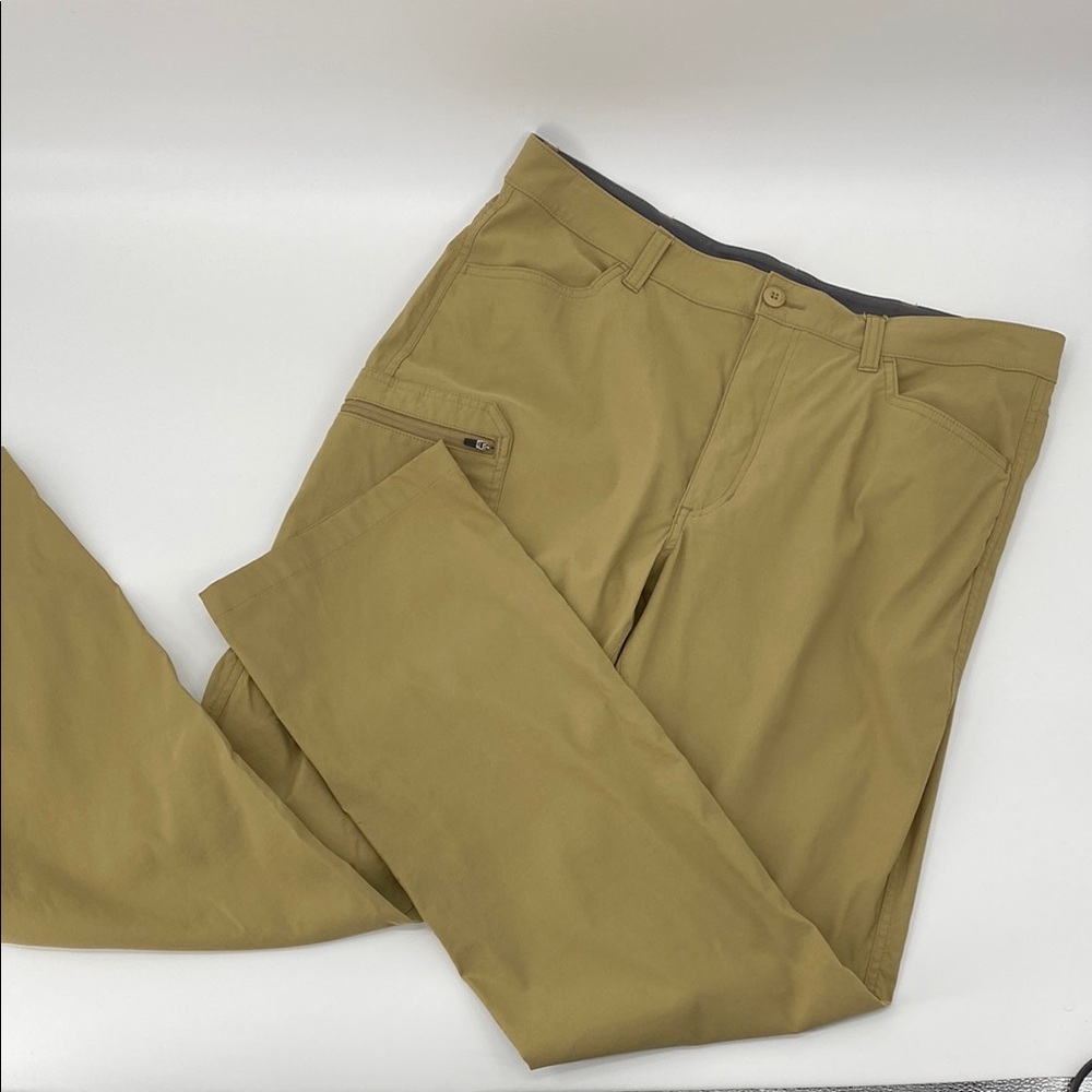 Eddie Bauer l Men’s Pants l Khaki Color l 36” X 34” l